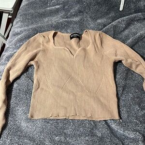 brown/tan cropped sweatheart knit sweater
